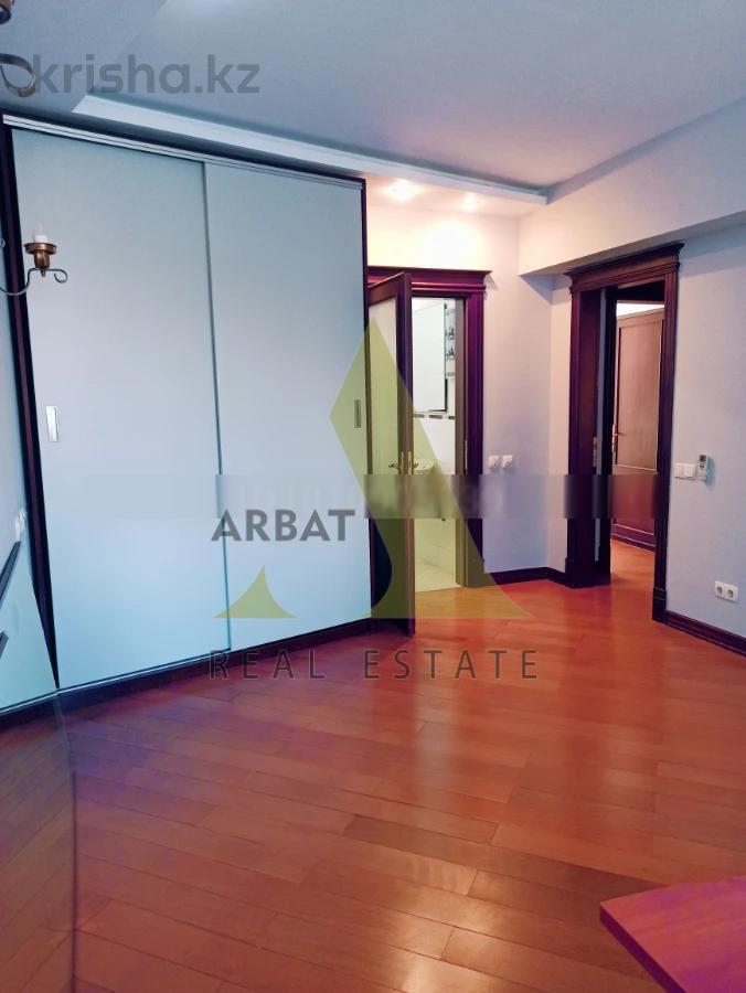 Фото Квартира, 5 комн, 175 м², 2/5 эт., 2005 г.п.