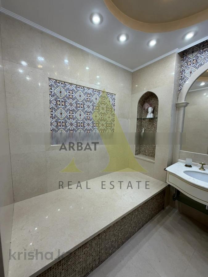Фото Квартира, 5 комн, 220 м², 1/2 эт., 2006 г.п.