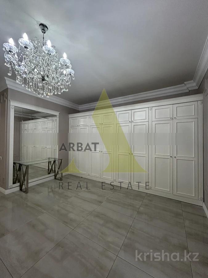 Фото Квартира, 7 комн, 440 м², 7/7 эт., 2016 г.п.