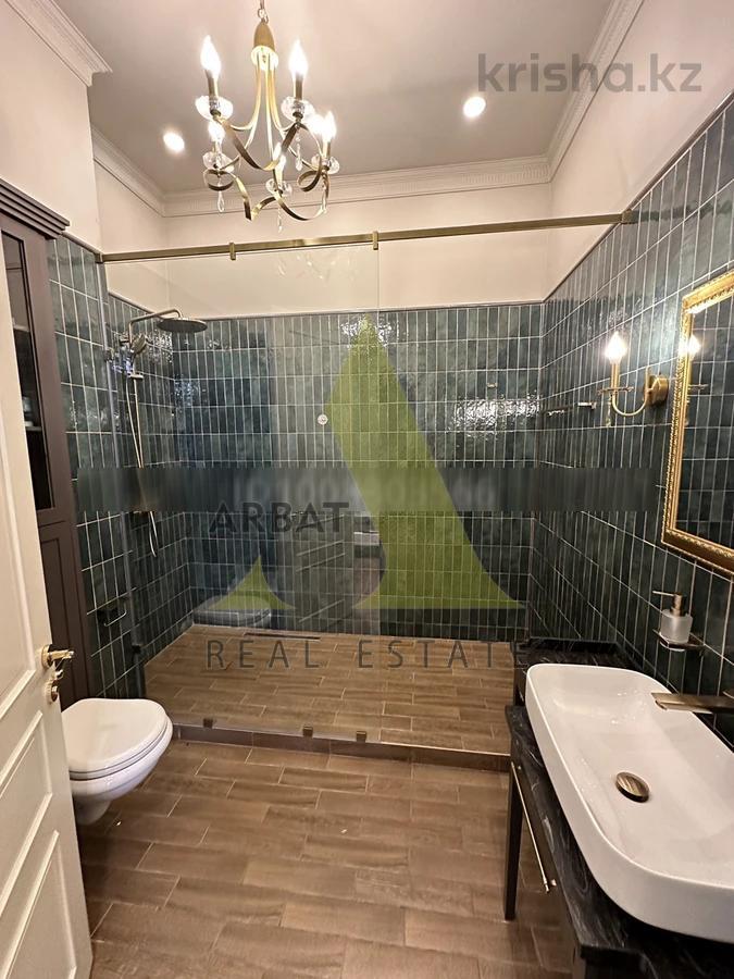 Фото Квартира, 5 комн, 230 м², 1/2 эт., 2010 г.п.