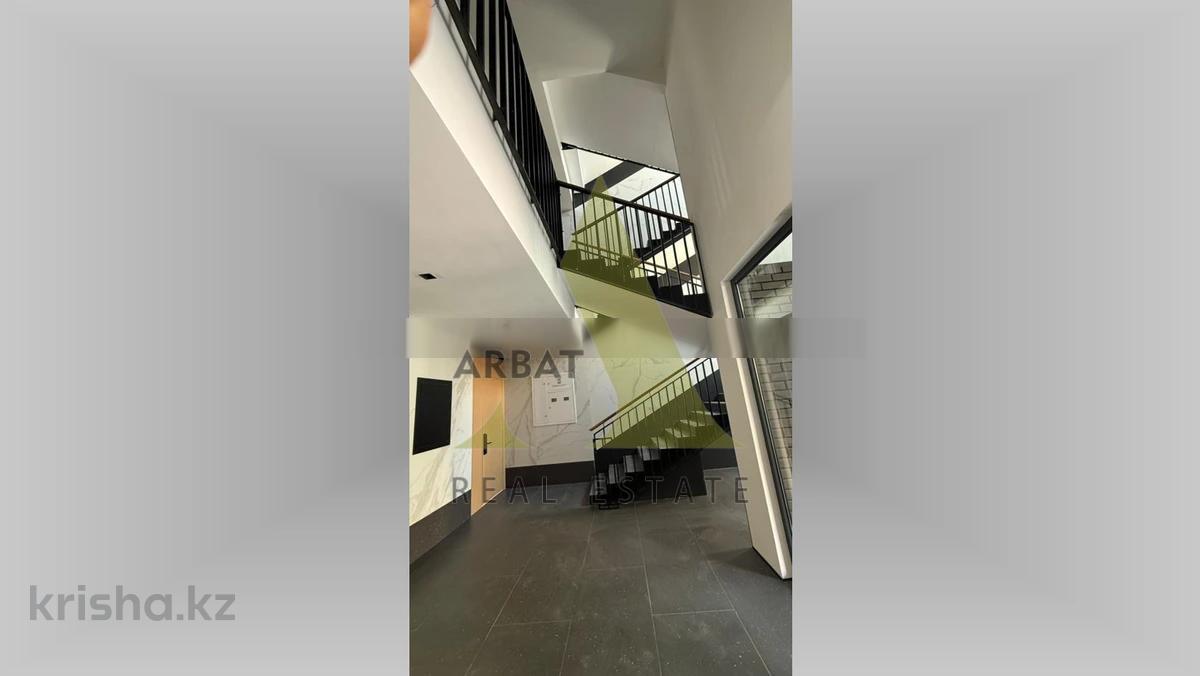Фото Квартира, 6 комн, 305 м², 3/3 эт., 2019 г.п.