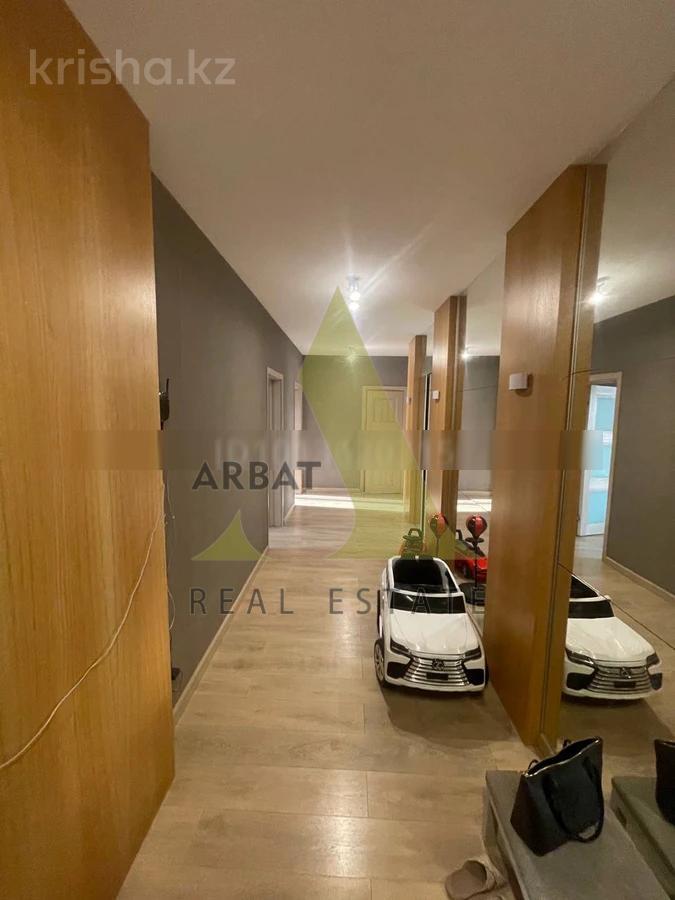 Фото Квартира, 3 комн, 112.1 м², 10/12 эт.
