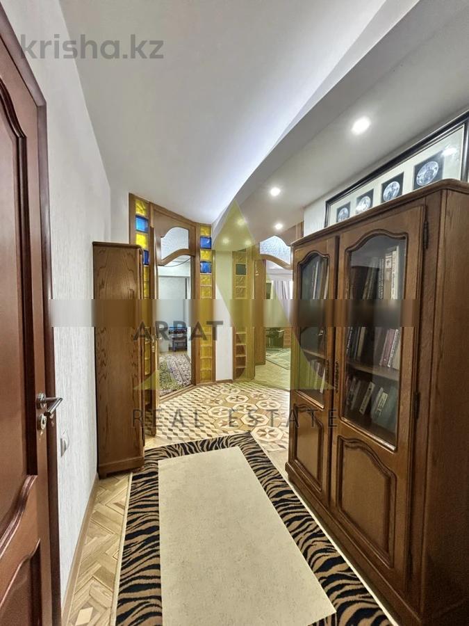 Фото Квартира, 4 комн, 143.2 м², 4/9 эт., 1994 г.п.