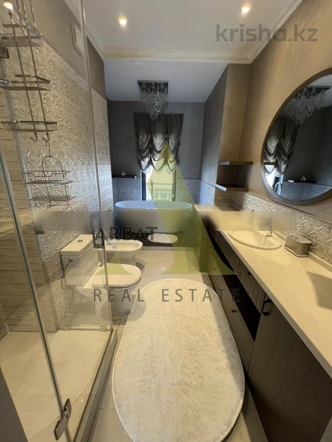 Фото Квартира, 5 комн, 185 м², 4 эт.