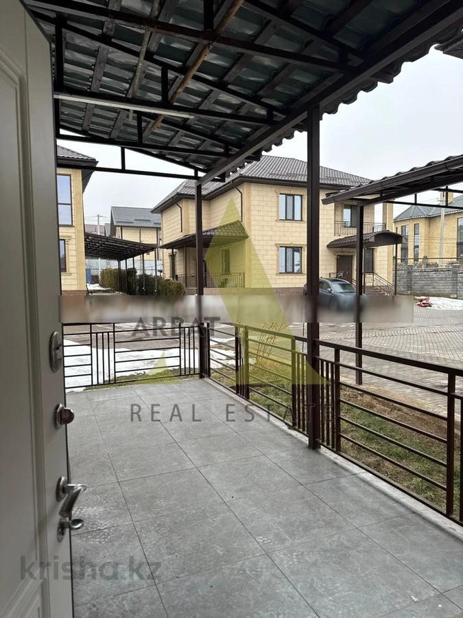 Фото Отдельный дом, 7 комн, 300м²