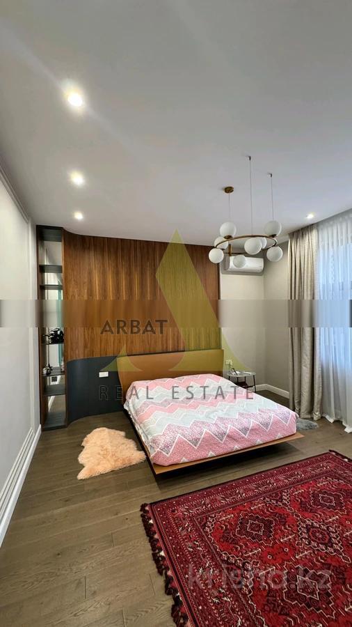 Фото Квартира, 7 комн, 315 м², 6/7 эт., 2016 г.п.