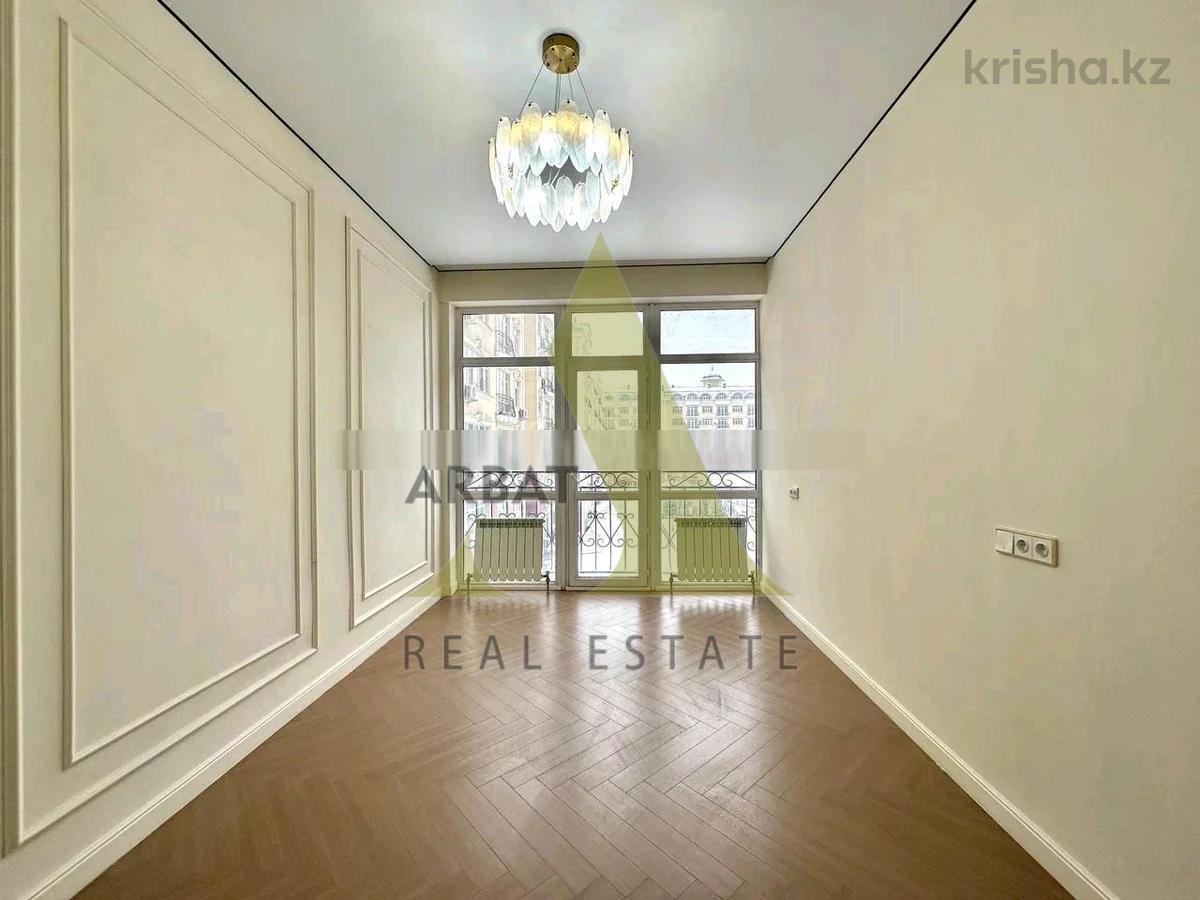 Фото Квартира, 4 комн, 200 м², 3/6 эт., 2013 г.п.