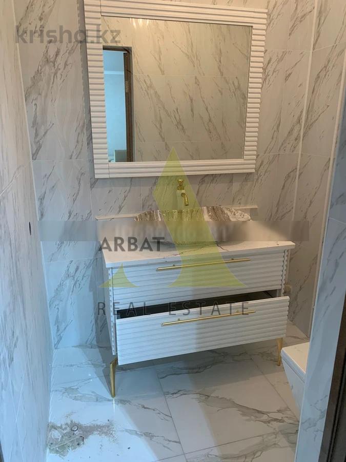 Фото Квартира, 3 комн, 107 м², 7/9 эт., 2008 г.п.