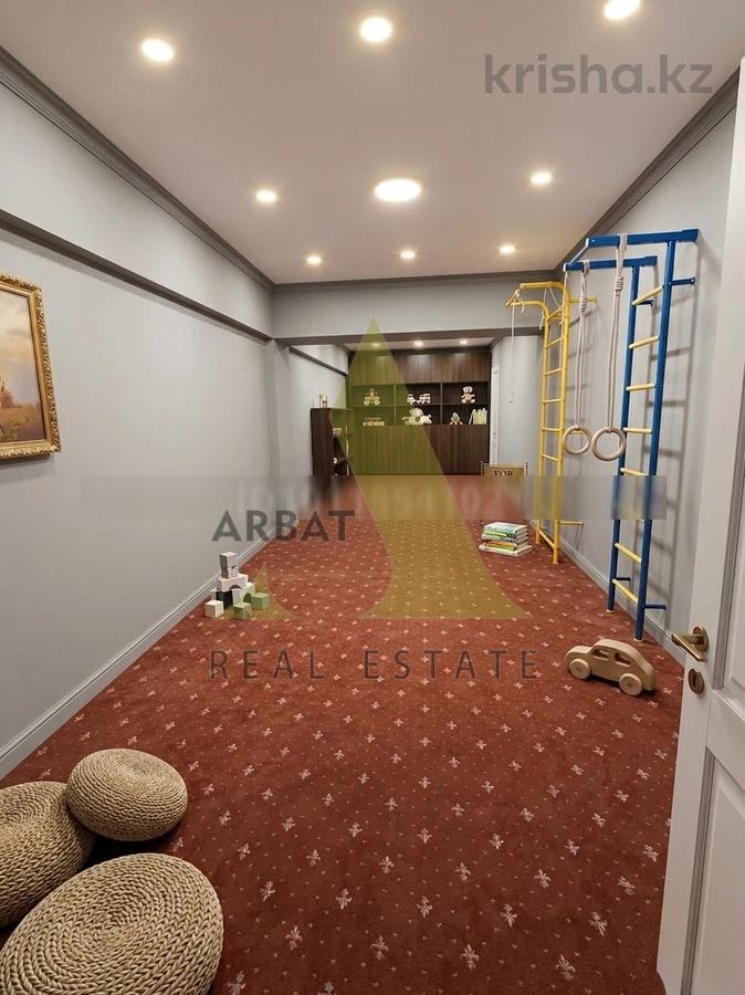 Фото Отдельный дом, 12 комн, 700м²