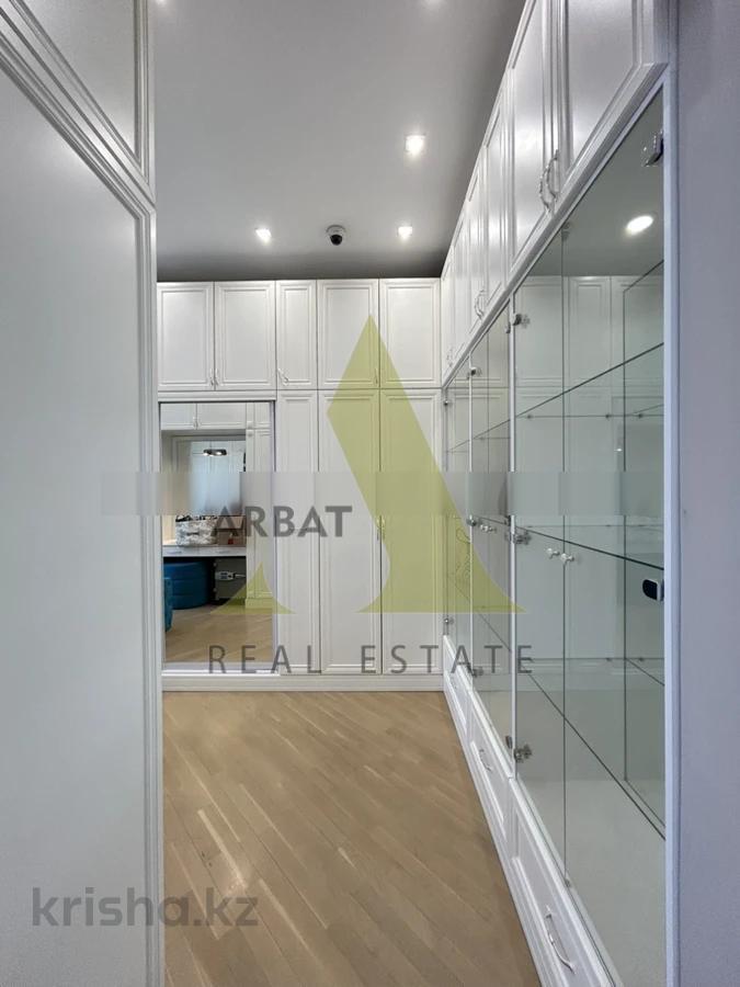 Фото Квартира, 7 комн, 440 м², 7/7 эт., 2016 г.п.