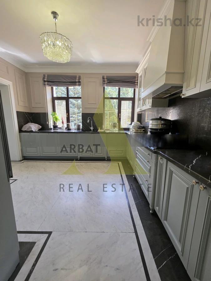 Фото Отдельный дом, 7 комн, 550м²