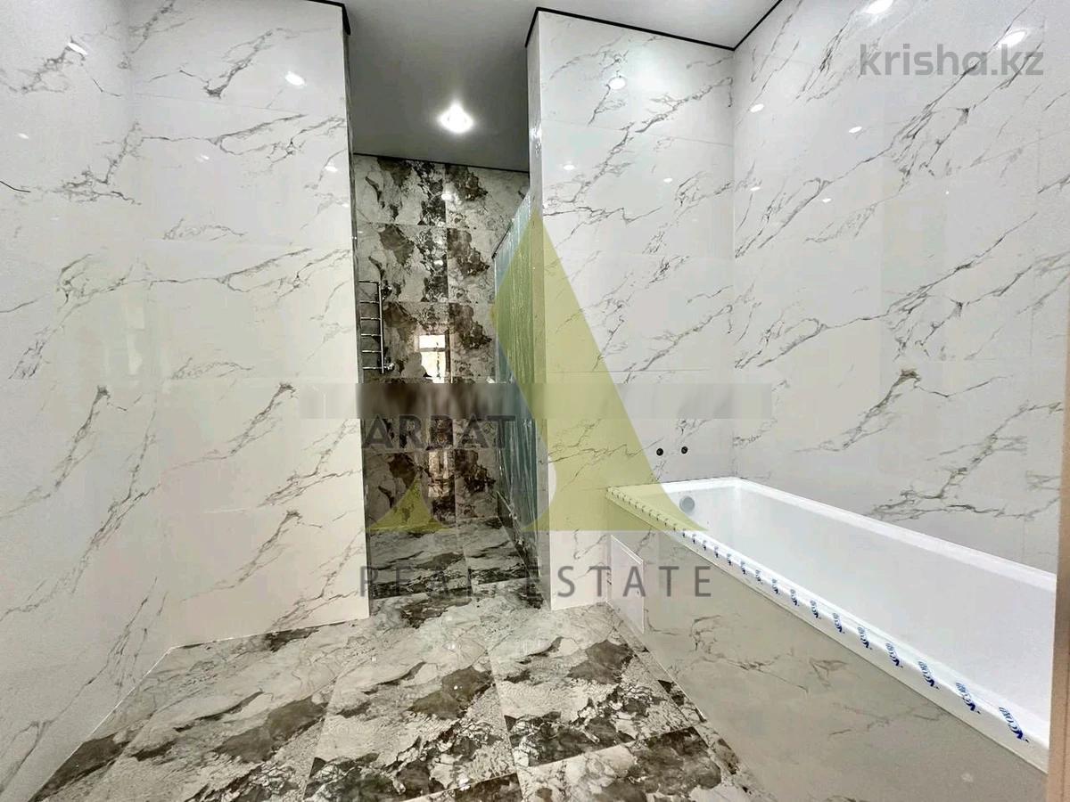 Фото Квартира, 4 комн, 200 м², 3/6 эт., 2013 г.п.