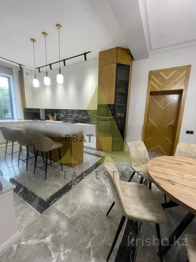 Фото Отдельный дом, 6 комн, 315м²