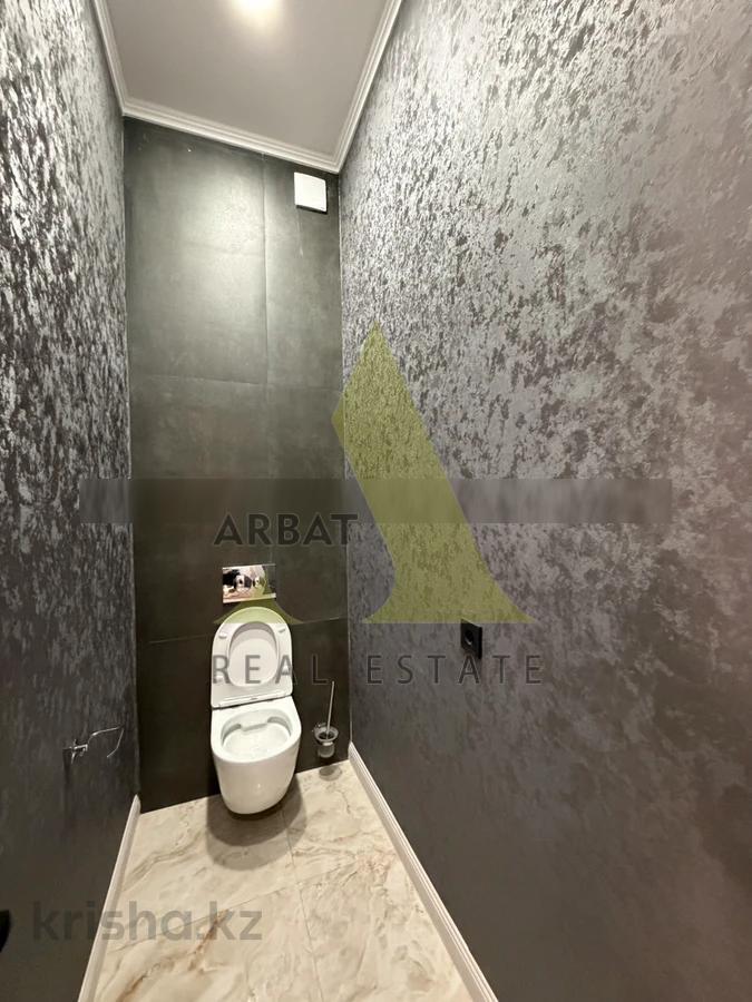 Фото Квартира, 6 комн, 380 м², 1/3 эт.