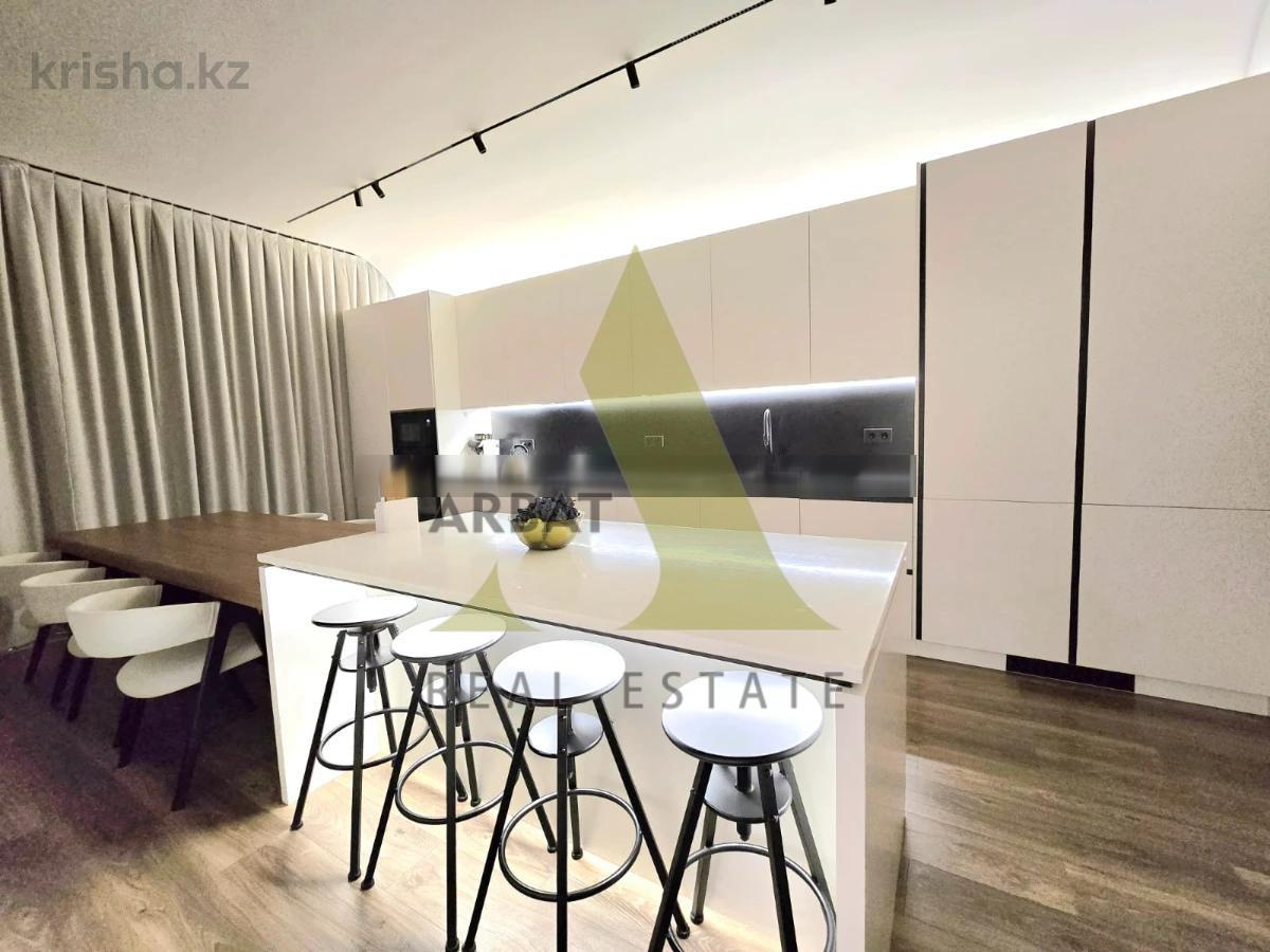 Фото Квартира, 4 комн, 118.3 м², 1/3 эт., 2021 г.п.