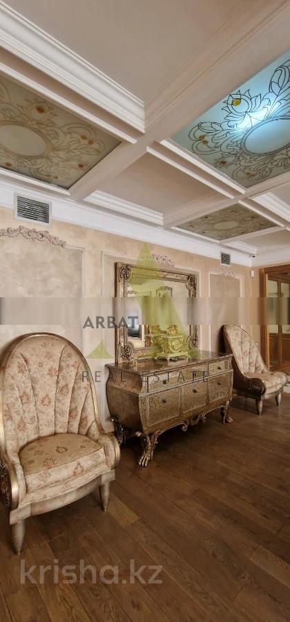 Фото Квартира, 4 комн, 260.8 м², 2/10 эт., 2003 г.п.
