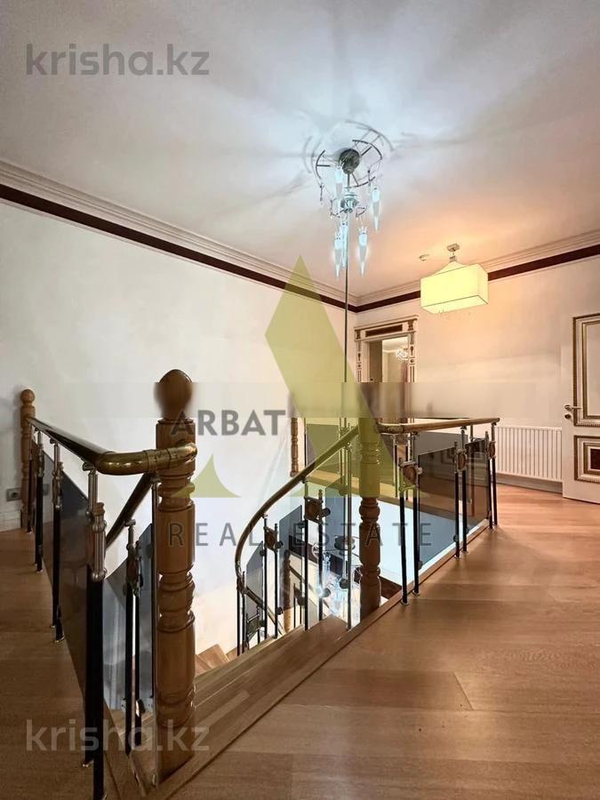 Фото Квартира, 5 комн, 450 м², 3/4 эт., 2009 г.п.