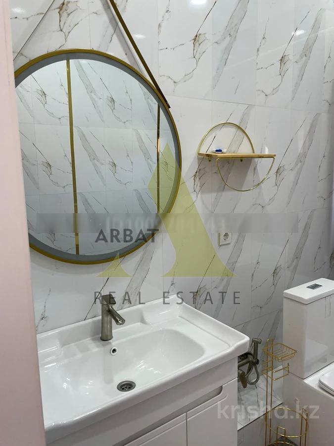 Фото Отдельный дом, 7 комн, 300м²