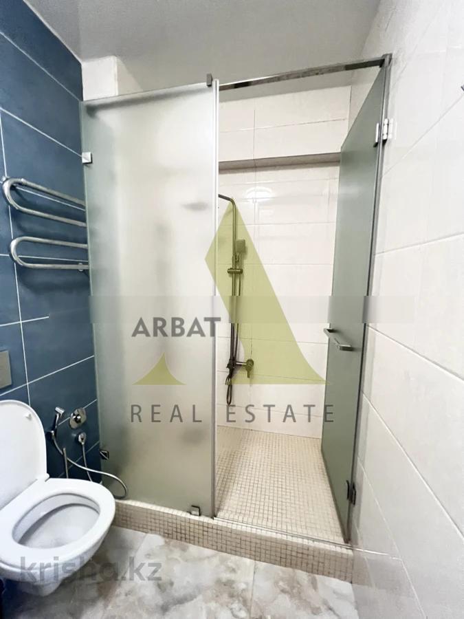 Фото Квартира, 2 комн, 66 м², 2/5 эт.