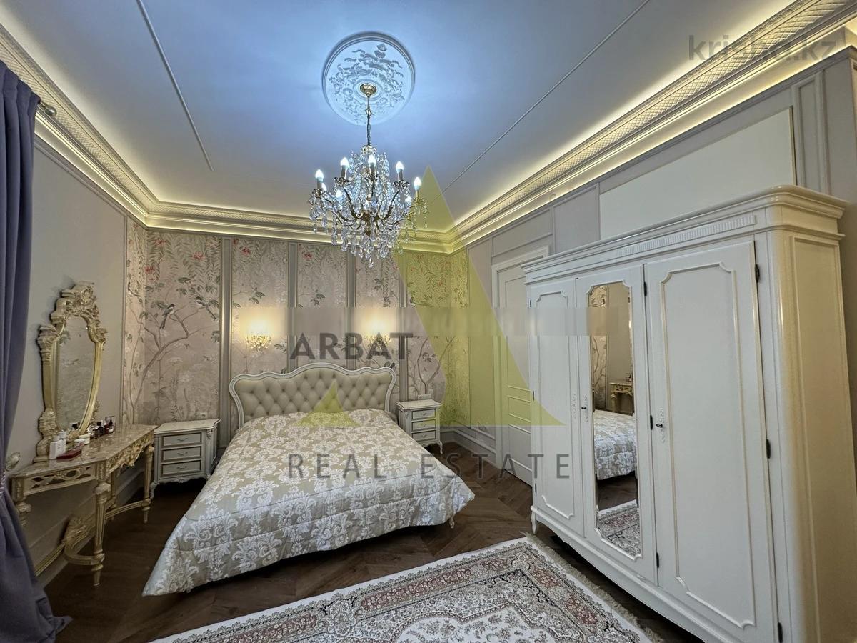Фото Квартира, 5 комн, 230 м², 1/2 эт., 2010 г.п.