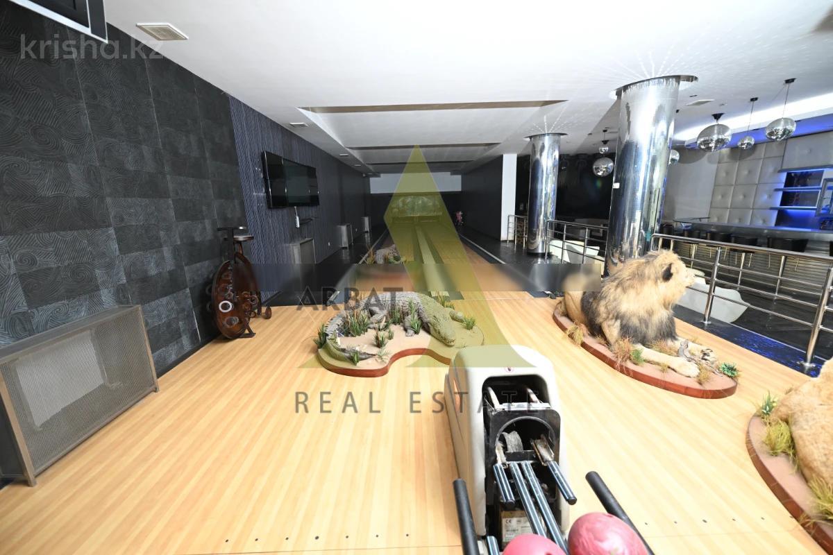 Фото Отдельный дом, 6 комн, 858м²