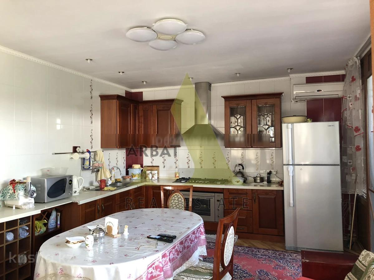 Фото Отдельный дом, 5 комн, 200м²