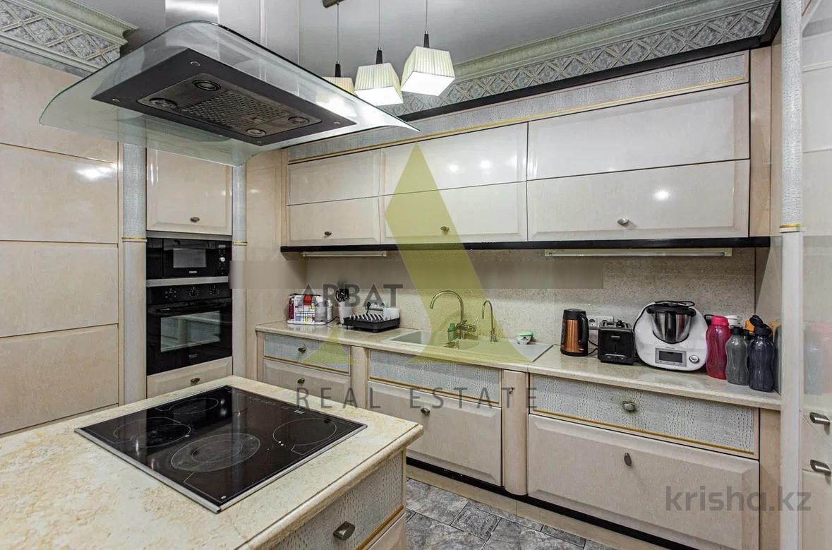 Фото Отдельный дом, 6 комн, 700м²