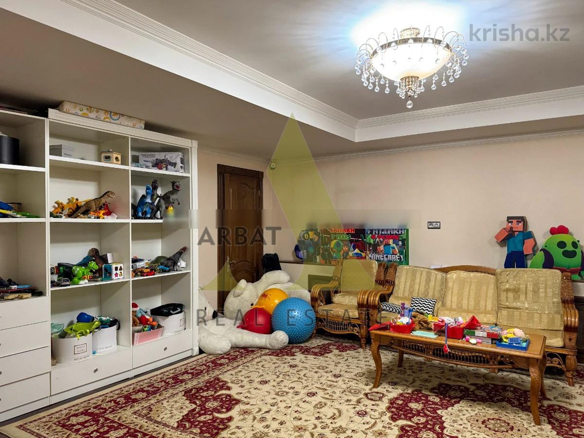 Фото Отдельный дом, 10 комн, 867.3м²