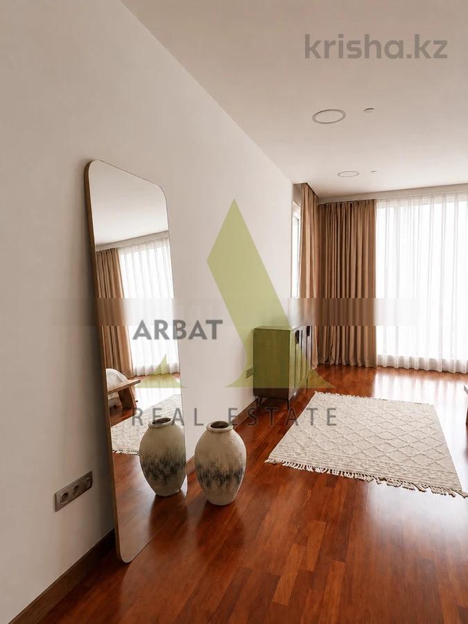 Фото Квартира, 4 комн, 174 м², 17/22 эт., 2015 г.п.