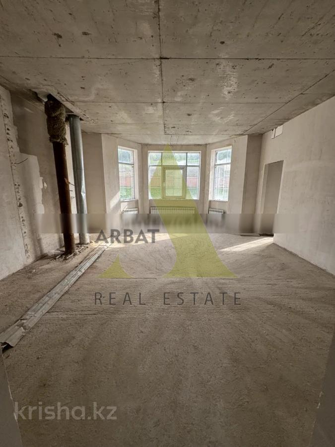 Фото Квартира, 8 комн, 600 м², 3 эт., 2017 г.п.