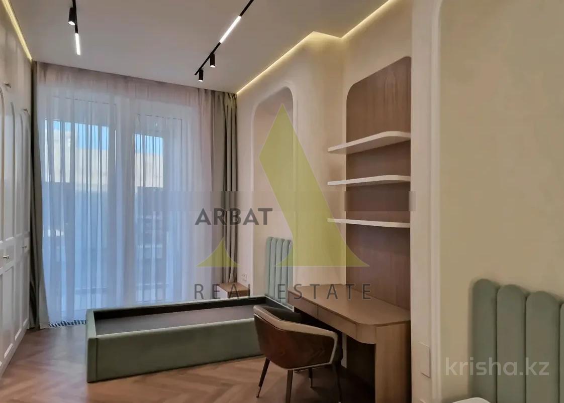 Фото Квартира, 3 комн, 157 м², 2/3 эт., 2022 г.п.