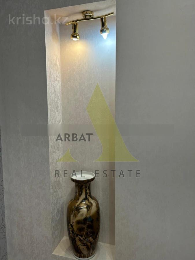 Фото Квартира, 5 комн, 228.5 м², 4/12 эт., 2008 г.п.