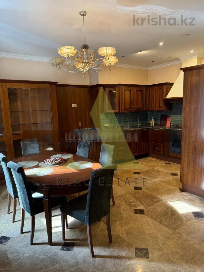 Фото Квартира, 4 комн, 183 м², 3/6 эт., 2009 г.п.