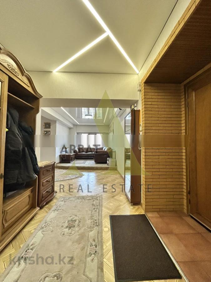 Фото Квартира, 4 комн, 143.2 м², 4/9 эт., 1994 г.п.