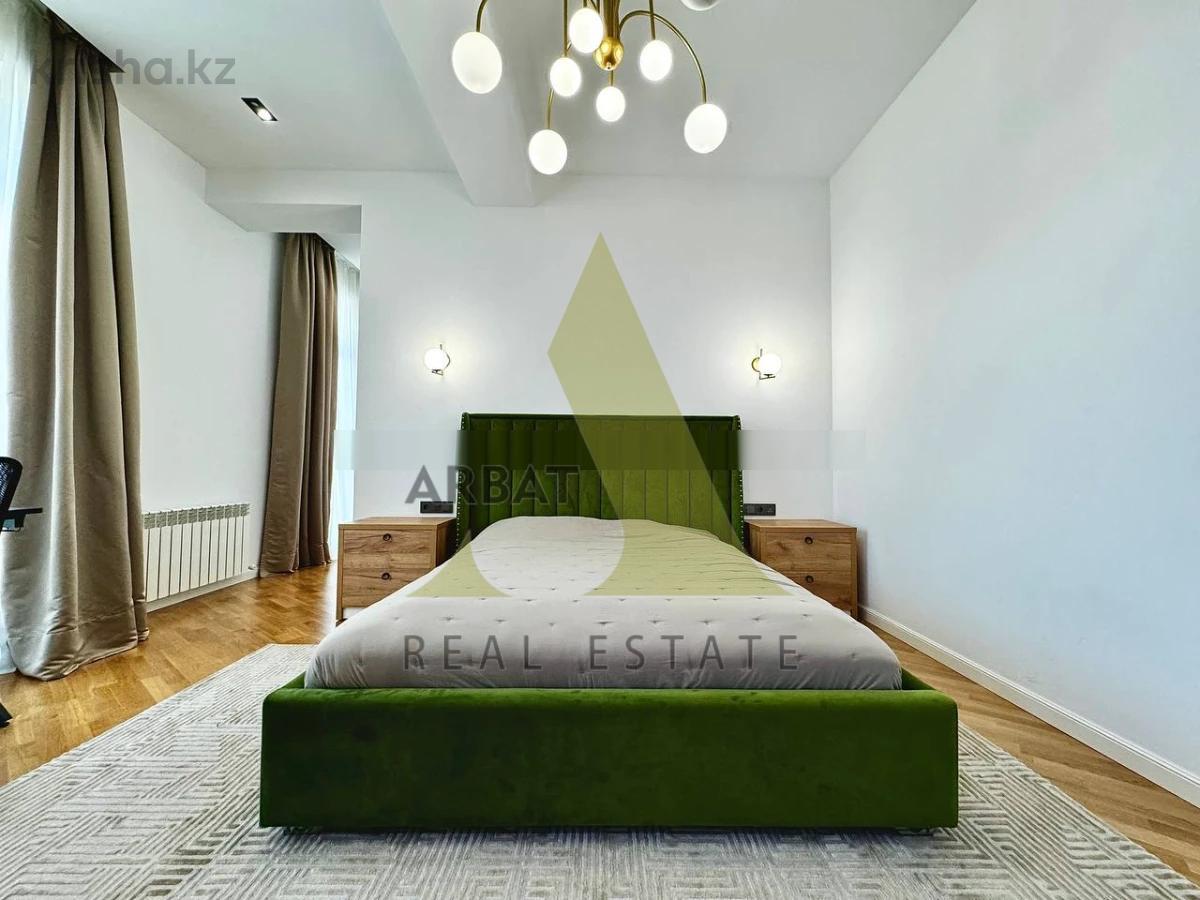 Фото Квартира, 4 комн, 210 м², 2/3 эт., 2020 г.п.