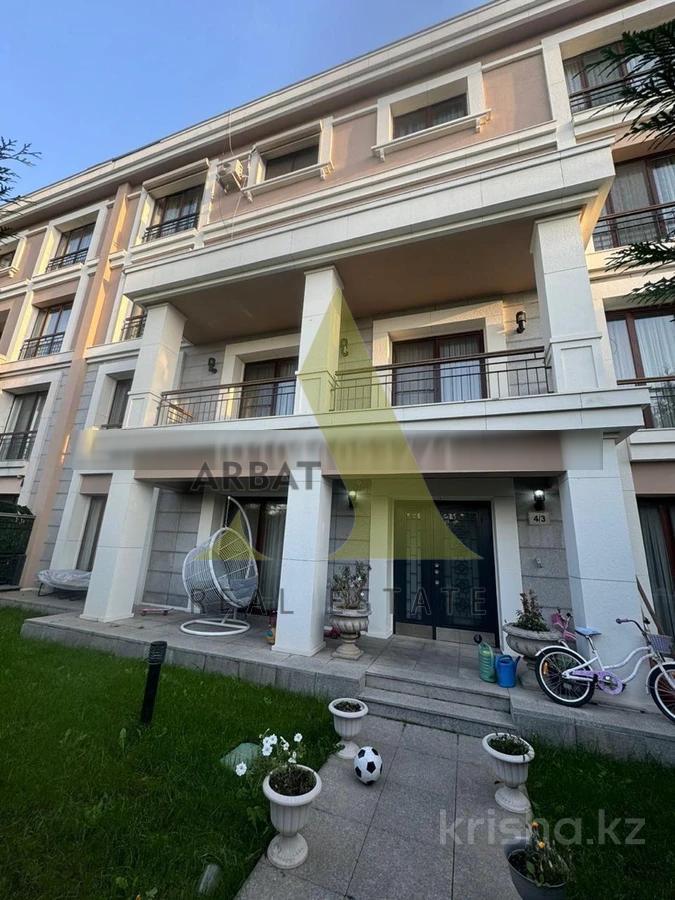 Фото Квартира, 5 комн, 220 м², 2 эт., 2007 г.п.