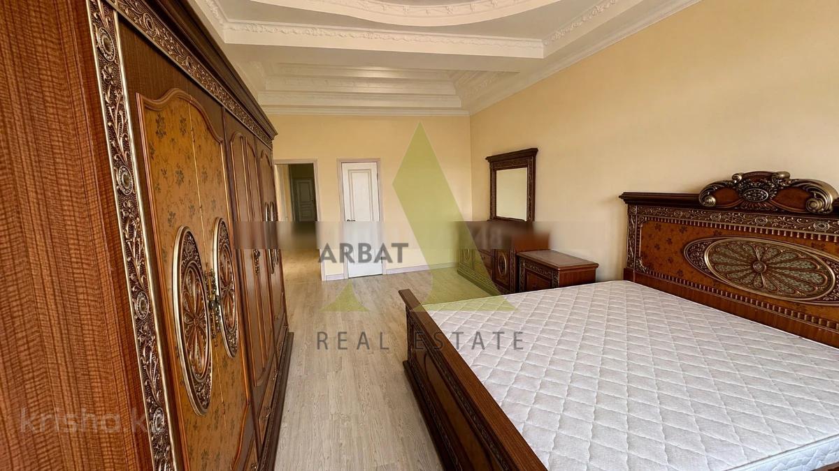 Фото Квартира, 4 комн, 192.8 м², 4/9 эт., 2010 г.п.
