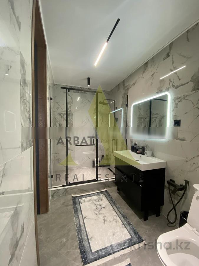 Фото Квартира, 3 комн, 128 м², 8/13 эт.