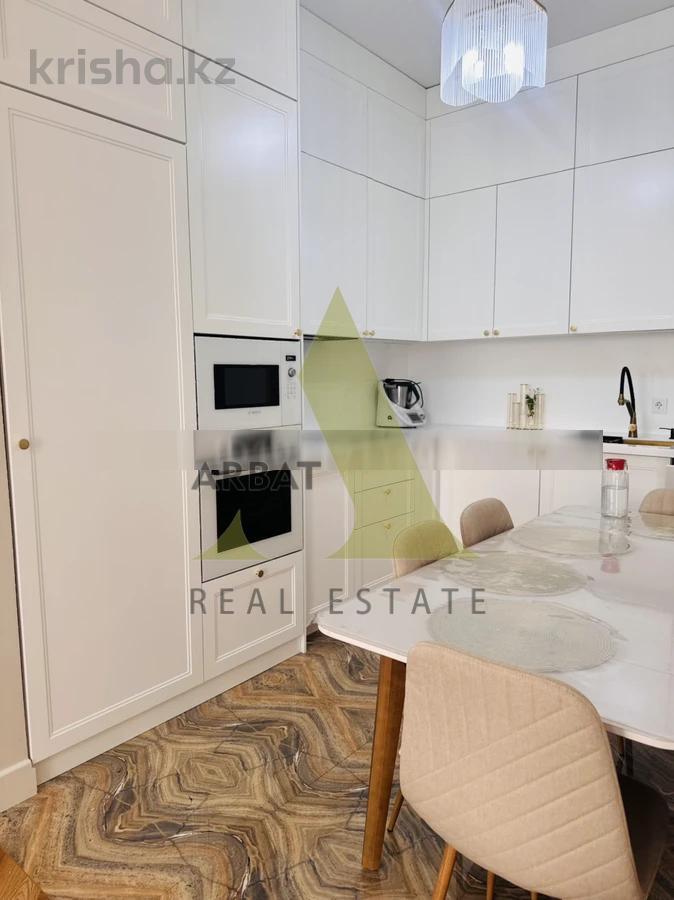 Фото Квартира, 3 комн, 131.5 м², 3/6 эт., 2016 г.п.