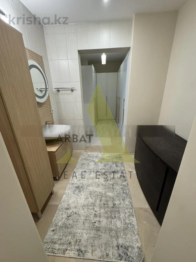 Фото Квартира, 5 комн, 220 м², 2 эт., 2007 г.п.