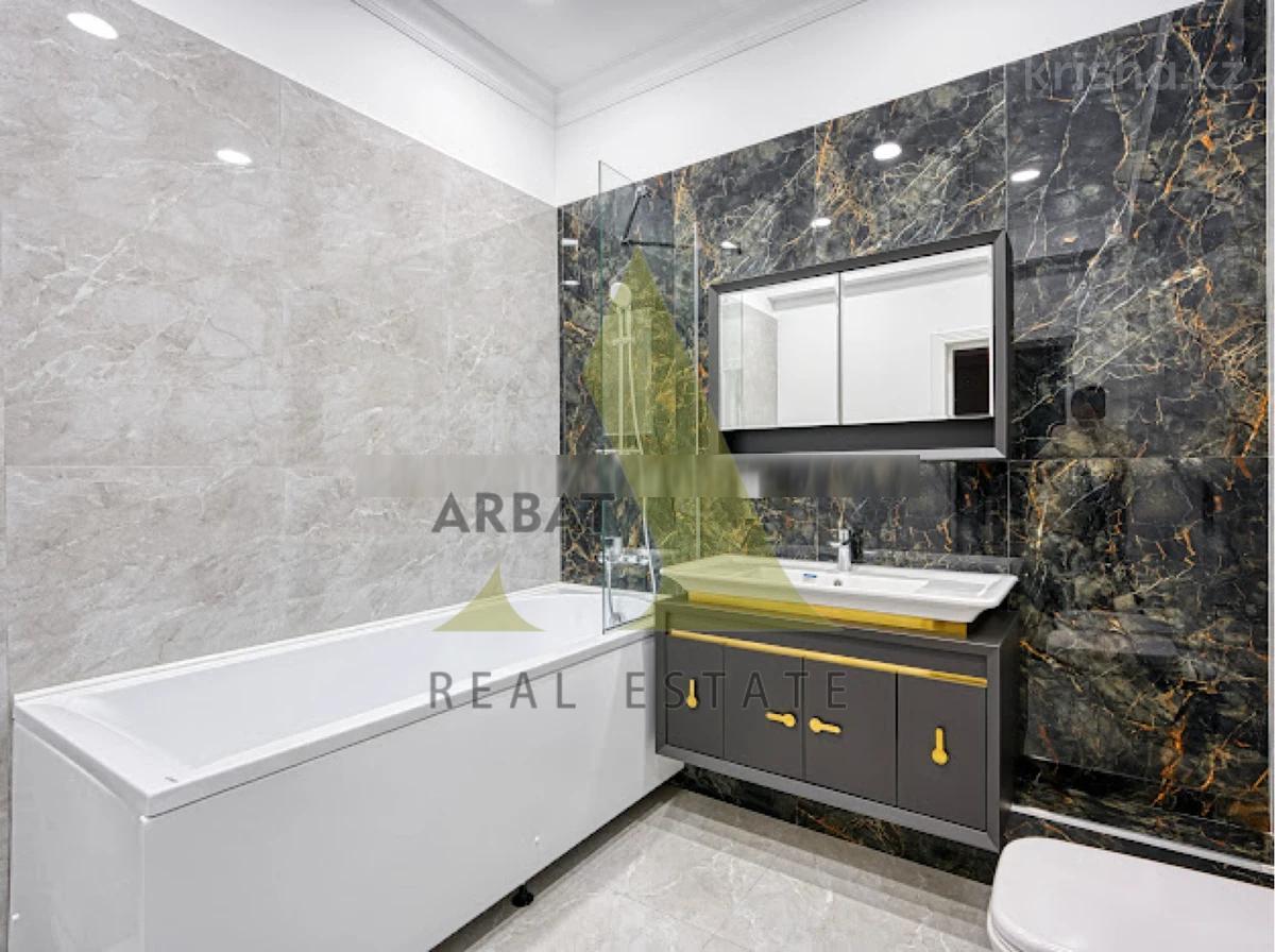 Фото Квартира, 4 комн, 190 м², 1 эт.
