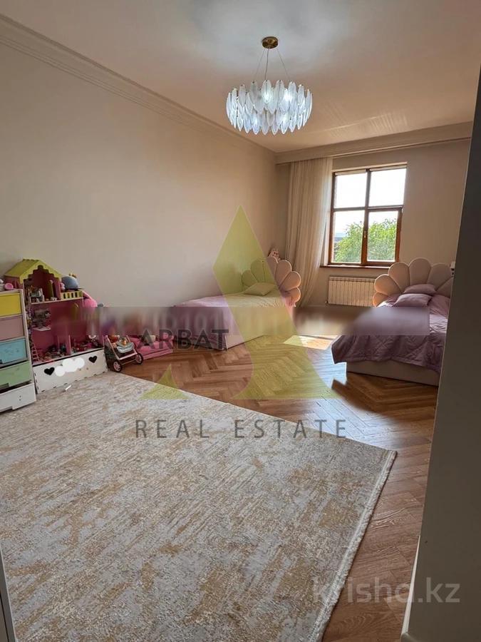 Фото Квартира, 3 комн, 131.5 м², 3/6 эт., 2016 г.п.