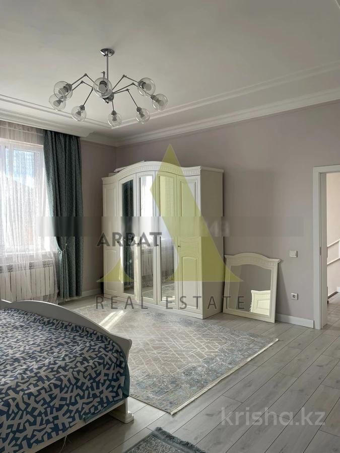 Фото Отдельный дом, 7 комн, 300м²