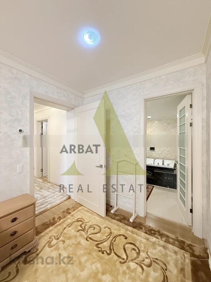 Фото Квартира, 5 комн, 190 м², 1/17 эт.