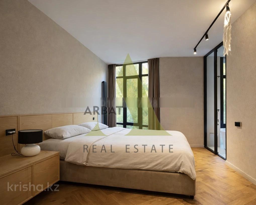 Фото Квартира, 5 комн, 240 м², 1/3 эт., 2019 г.п.