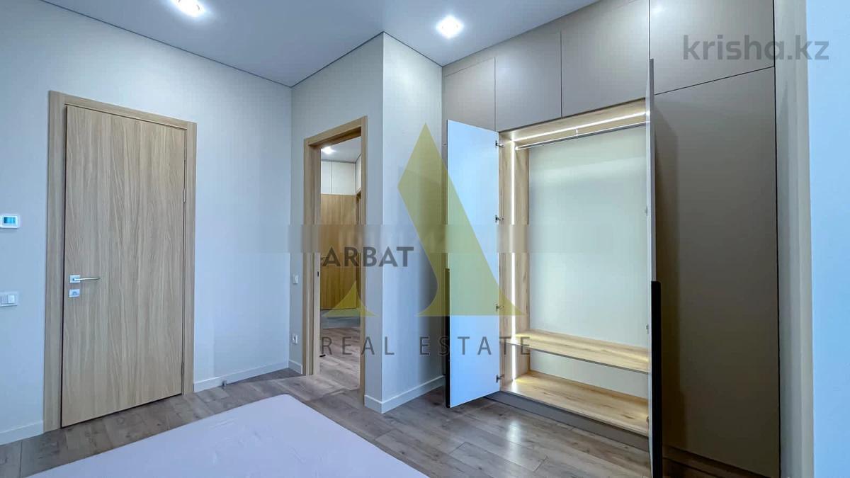 Фото Квартира, 2 комн, 67 м², 12/22 эт.