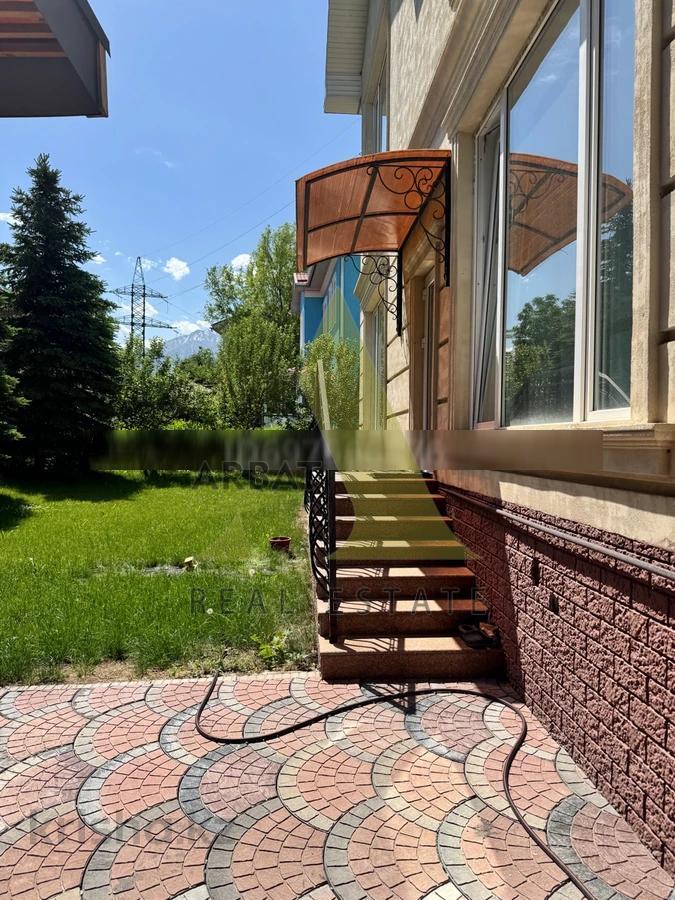 Фото Отдельный дом, 8 комн, 400м²