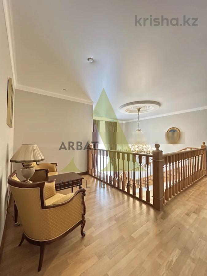 Фото Отдельный дом, 9 комн, 500м²
