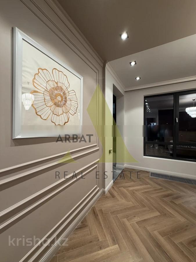 Фото Квартира, 6 комн, 380 м², 1/3 эт.