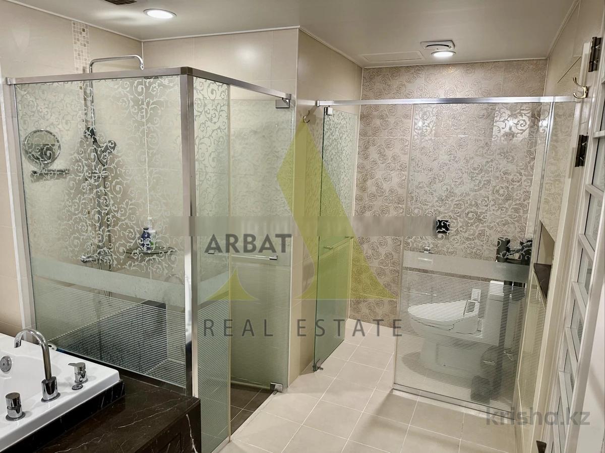 Фото Квартира, 3 комн, 115 м², 17/19 эт., 2012 г.п.